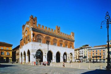 Piacenza, la città dei Palazzi: tesori architettonici da ammirare